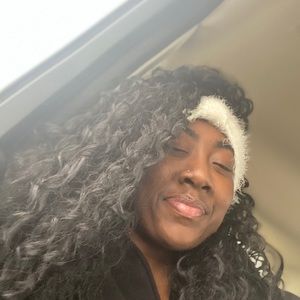 Meet your Posher, Kam